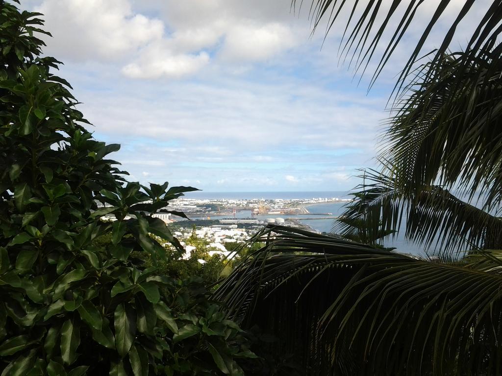 Hotel Sous Le Soleil De La Reunion La Possession Esterno foto